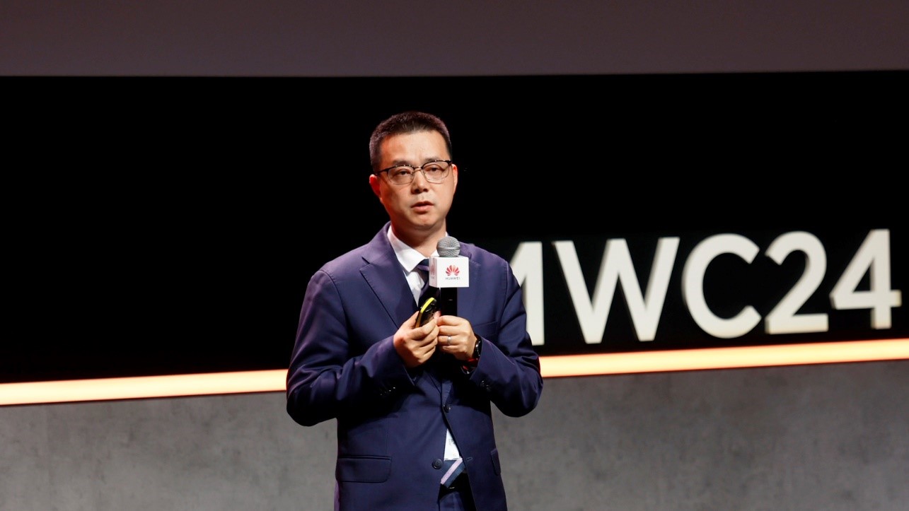 Zhang Haiping, Director of the Commercial Business Dept of Huawei Enterprise Sales Dept